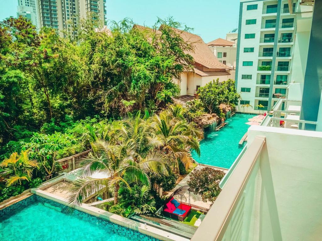 Club Royal Suites Паттайя Экстерьер фото