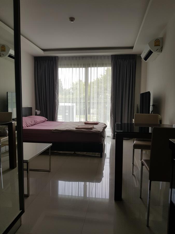 Club Royal Suites Паттайя Экстерьер фото