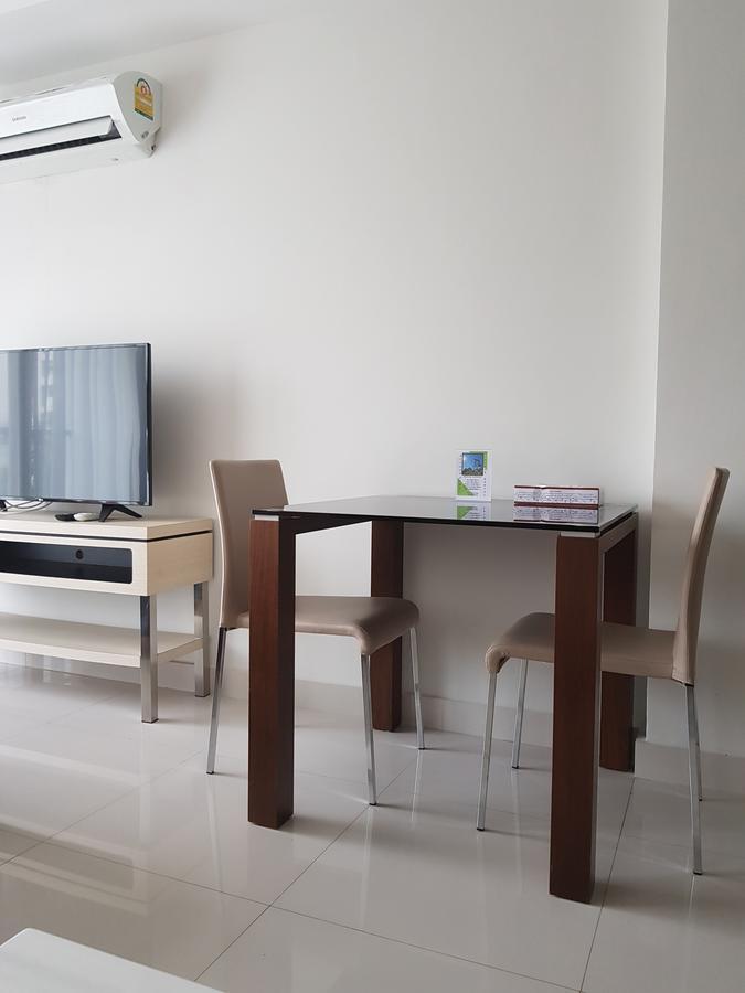 Club Royal Suites Паттайя Экстерьер фото
