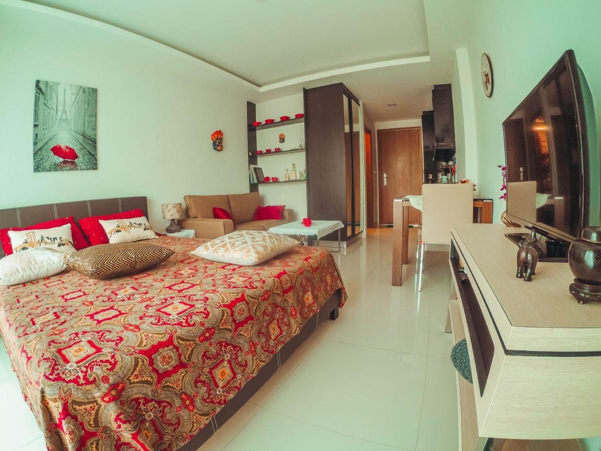 Club Royal Suites Паттайя Экстерьер фото