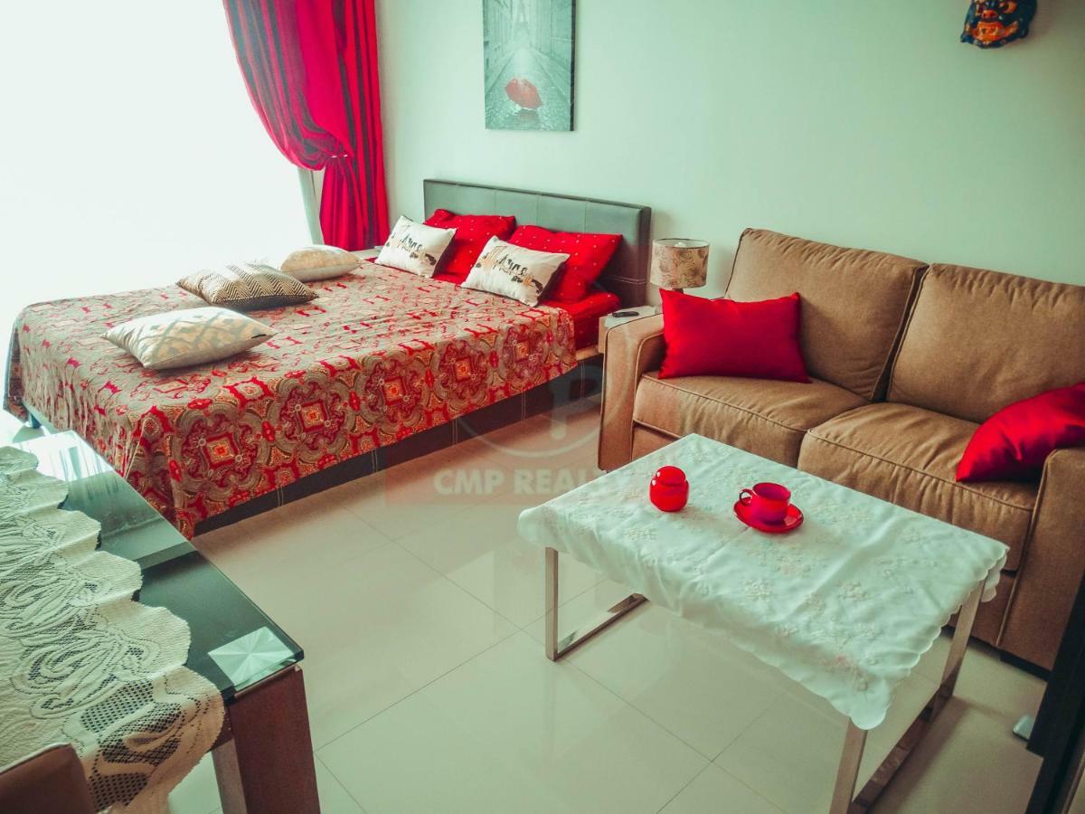 Club Royal Suites Паттайя Экстерьер фото
